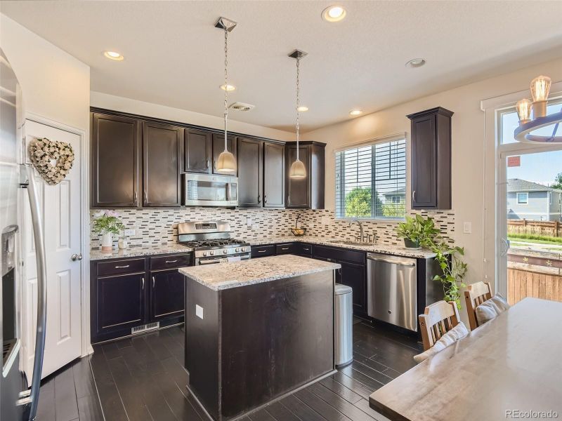 4803 S Picadilly Ct, Aurora, CO 80015