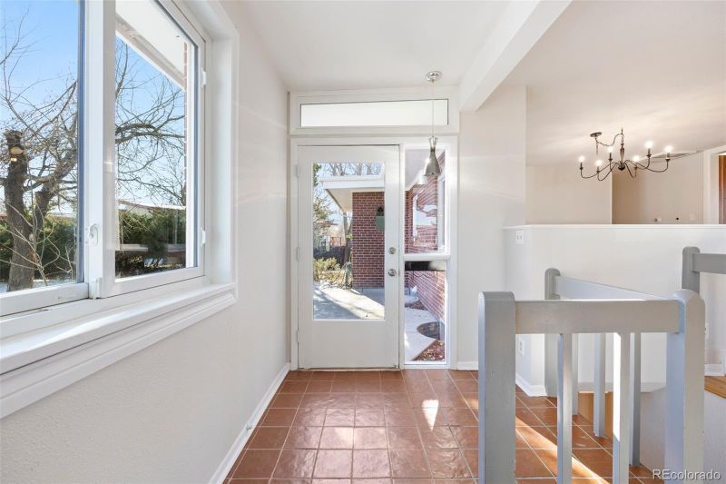 5429 S Huron Way, Littleton, CO 80120