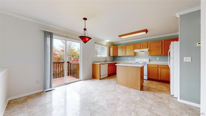 5653 S Yakima St, Aurora, CO 80015