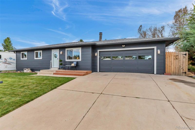 5090 E Peakview Ave, Centennial, CO 80121