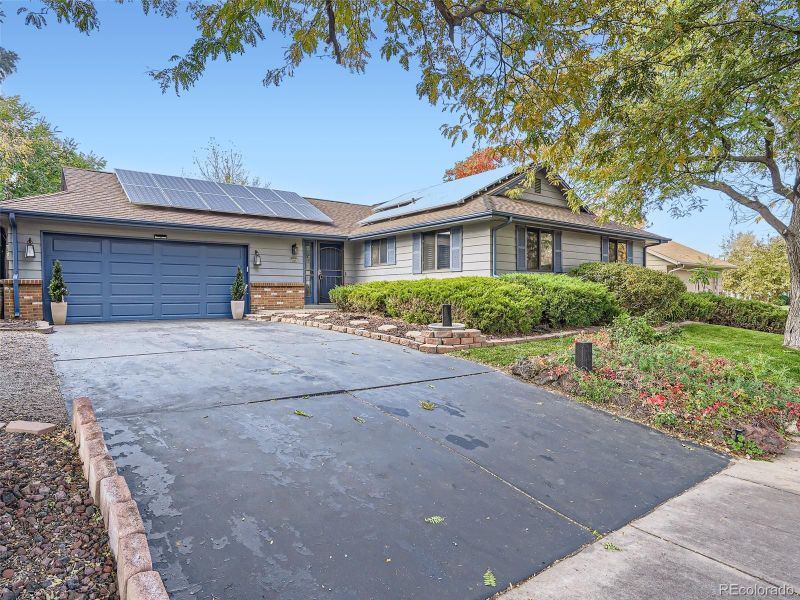 2281 S Oswego St, Aurora, CO 80014