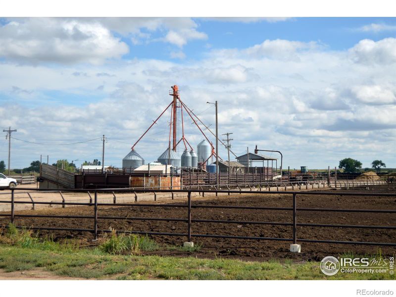 21571 County Road 24, La Junta, CO 81050
