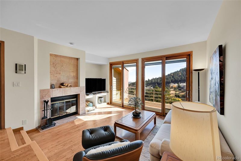 690 Ridgeside Dr, Golden, CO 80401