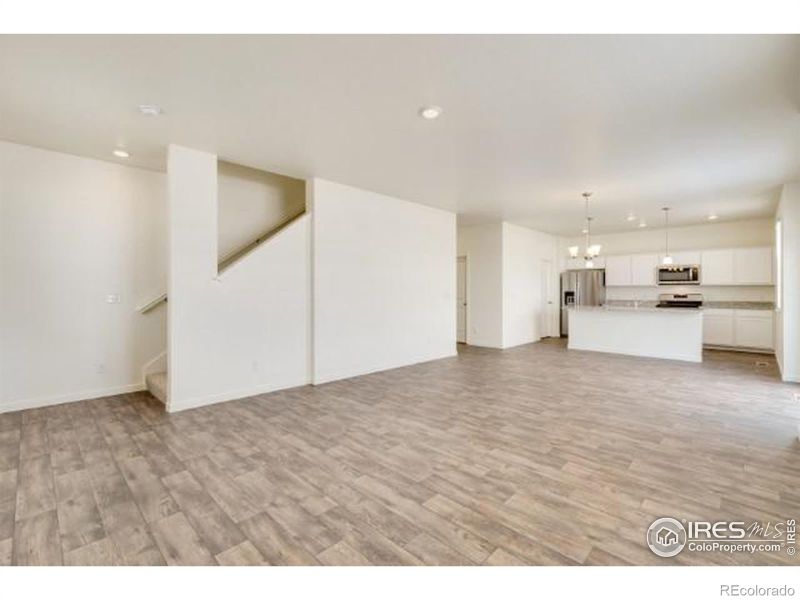 1684 Vantage Pw, Berthoud, CO 80513