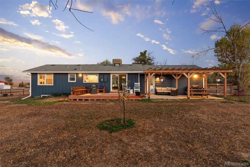 21555 Orleans Cir, Commerce City, CO 80022