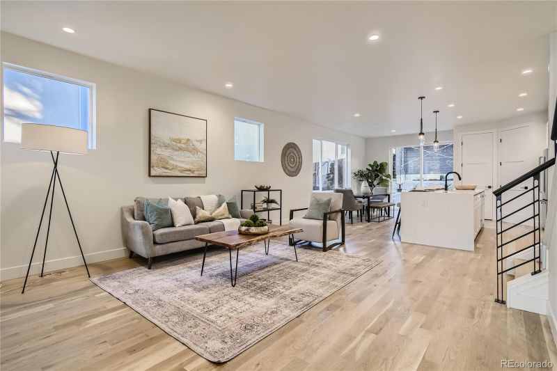 2908 S Cherokee St, Englewood, CO 80110