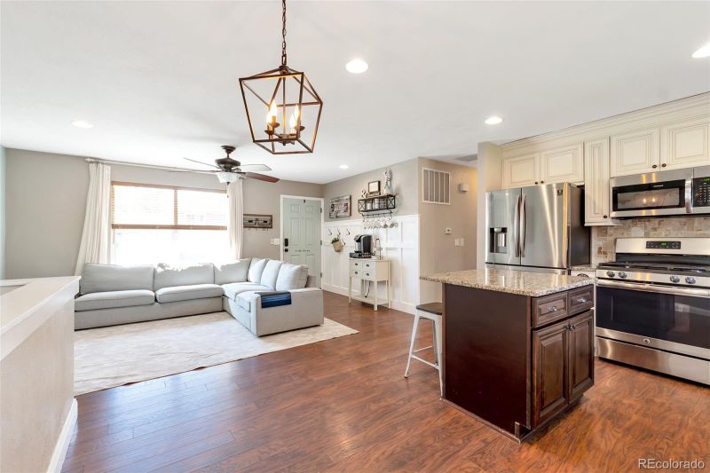 4317 S Eagle Cir, Aurora, CO 80015