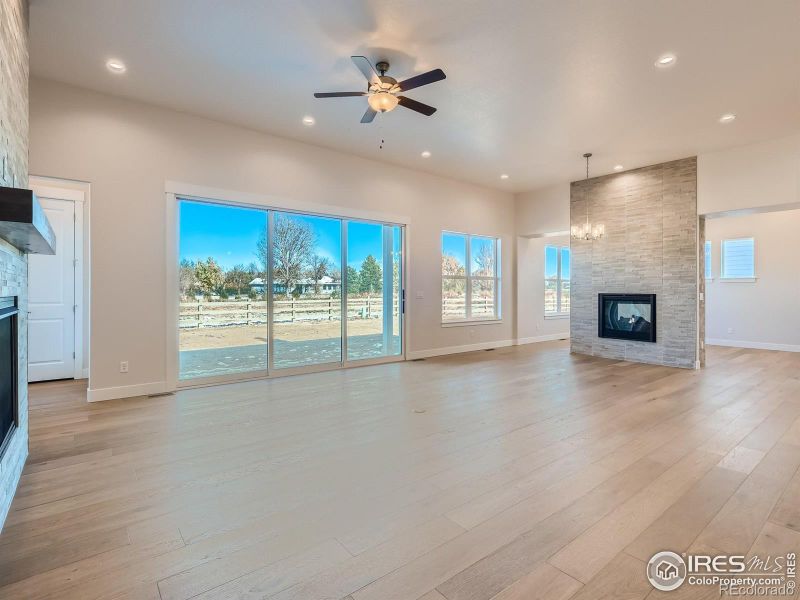 917 Monterra Ln, Timnath, CO 80547