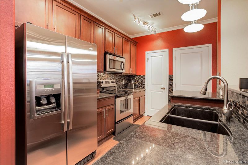 4100 Albion St #601, Denver, CO 80216