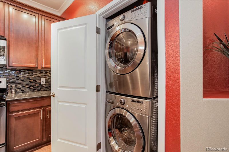 4100 Albion St #601, Denver, CO 80216