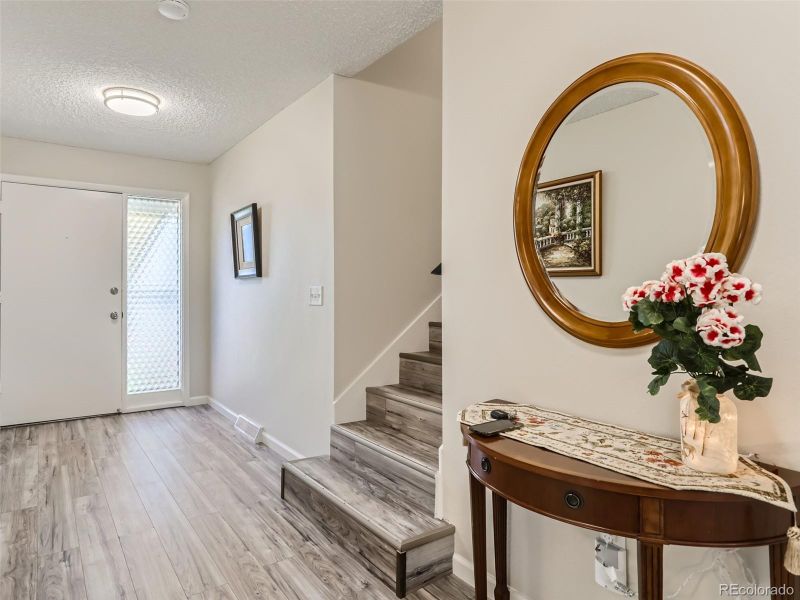 7435 W Maple Dr, Lakewood, CO 80226