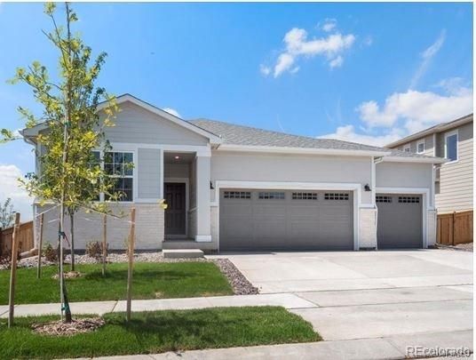 9068 Salida St, Commerce City, CO 80022