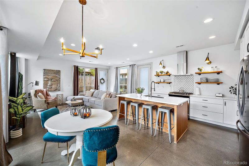 2809 N Jackson St, Denver, CO 80205