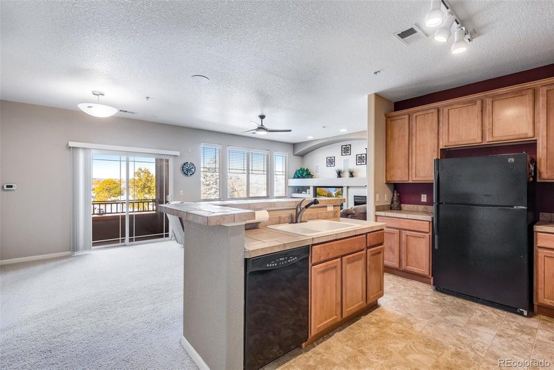 807 E 98th Ave #303, Thornton, CO 80229