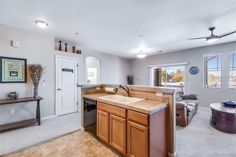 807 E 98th Ave #303, Thornton, CO 80229