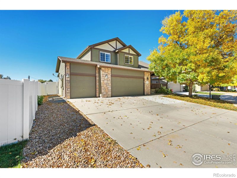 297 Sand Grouse Dr, Loveland, CO 80537