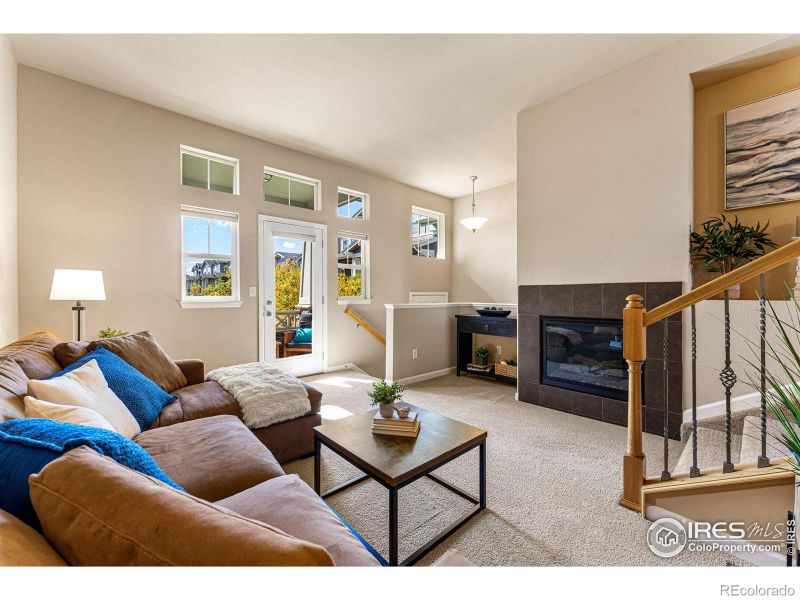 1562 Venice Ln, Longmont, CO 80503