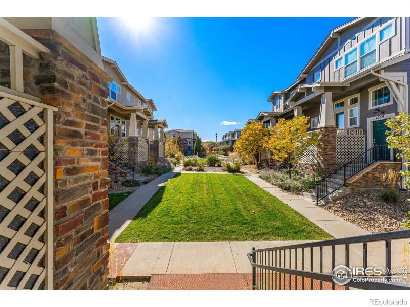 1562 Venice Ln, Longmont, CO 80503