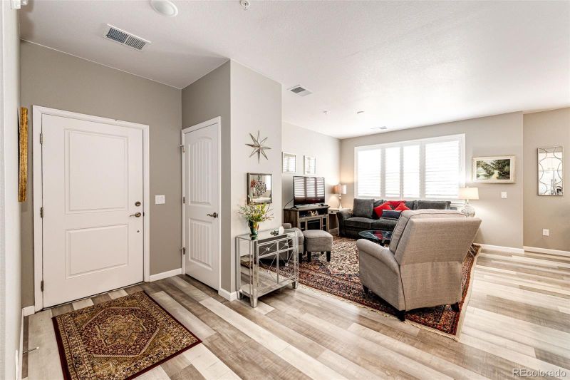 4578 Copeland Cir #101, Highlands Ranch, CO 80126