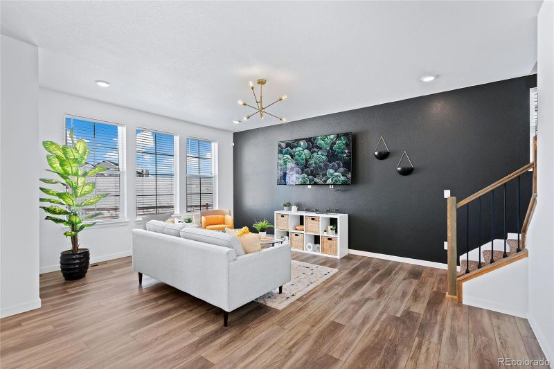 1063 Elbridge Dr, Elizabeth, CO 80107