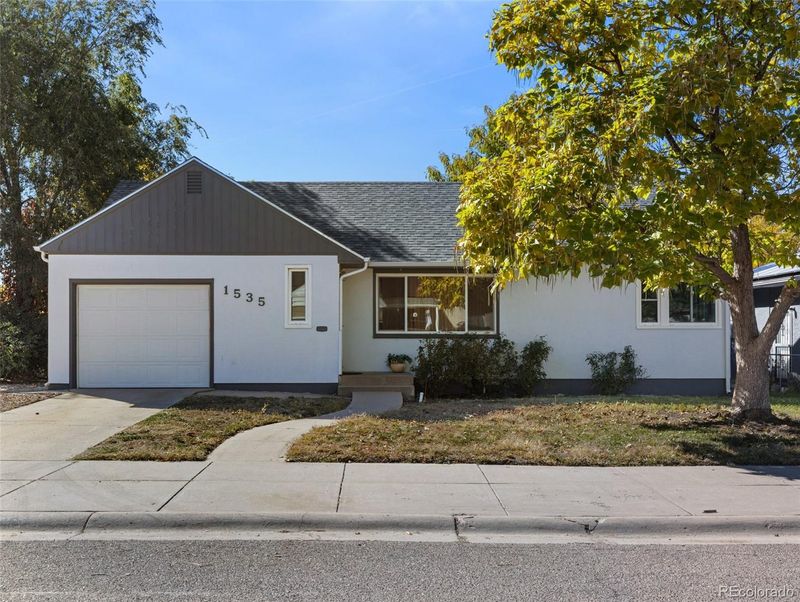 1535 Alexander Cir, Pueblo, CO 81001