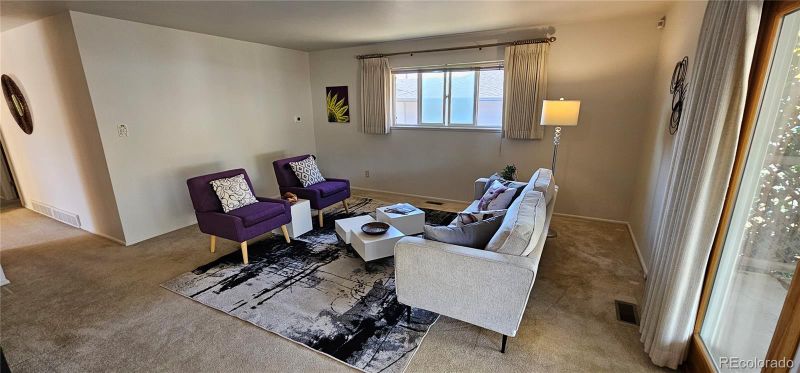15 Bruce Ln, Pueblo, CO 81001