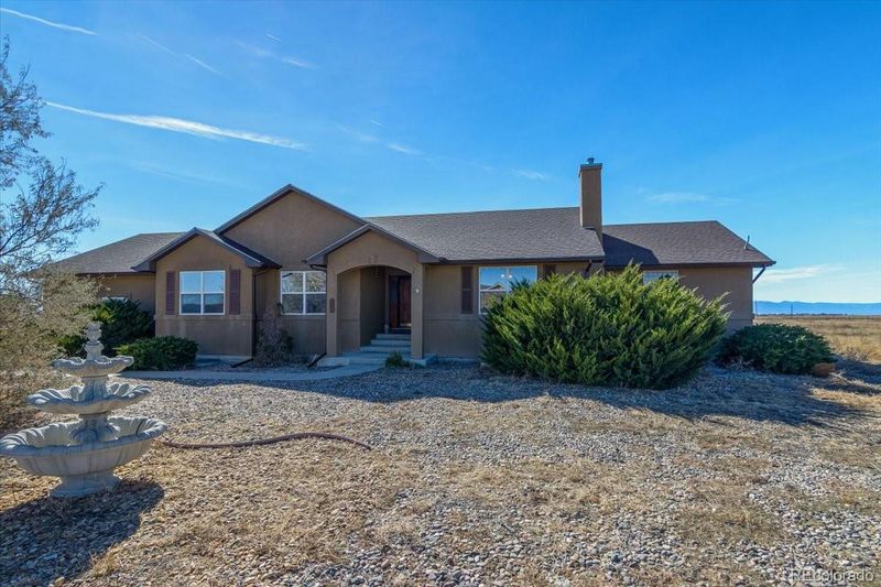 547 N Matt Dr, Pueblo West, CO 81007