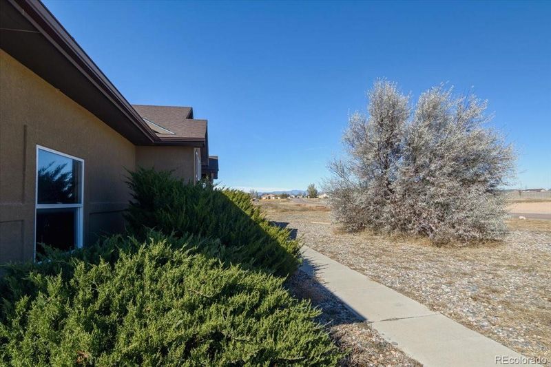 547 N Matt Dr, Pueblo West, CO 81007