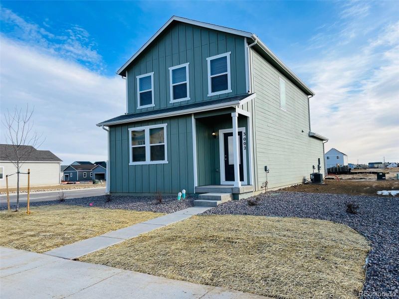 3002 Nectar St, Strasburg, CO 80136