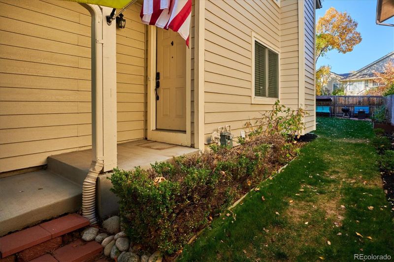 1954 E Phillips Dr, Centennial, CO 80122