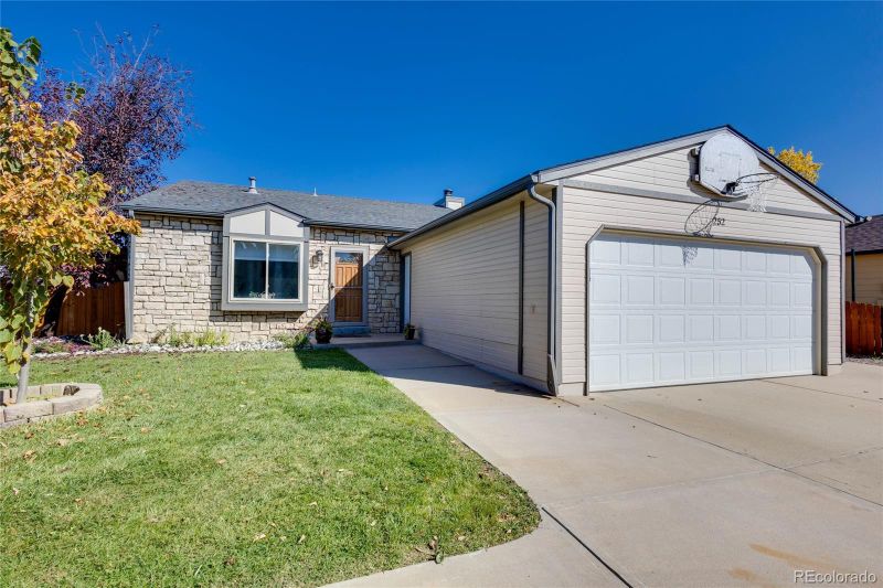 252 N 16th Dr, Brighton, CO 80601