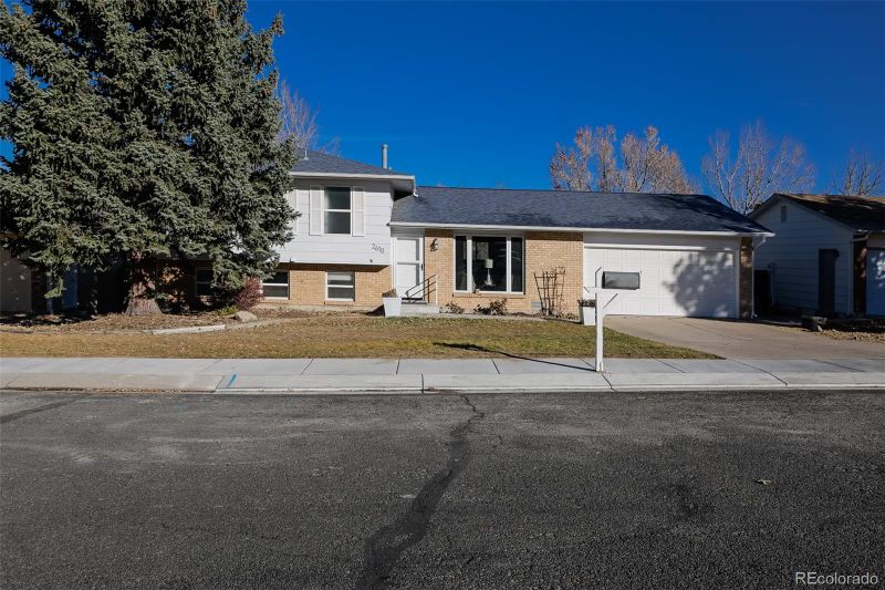 2610 Roundtop Dr, Colorado Springs, CO 80918
