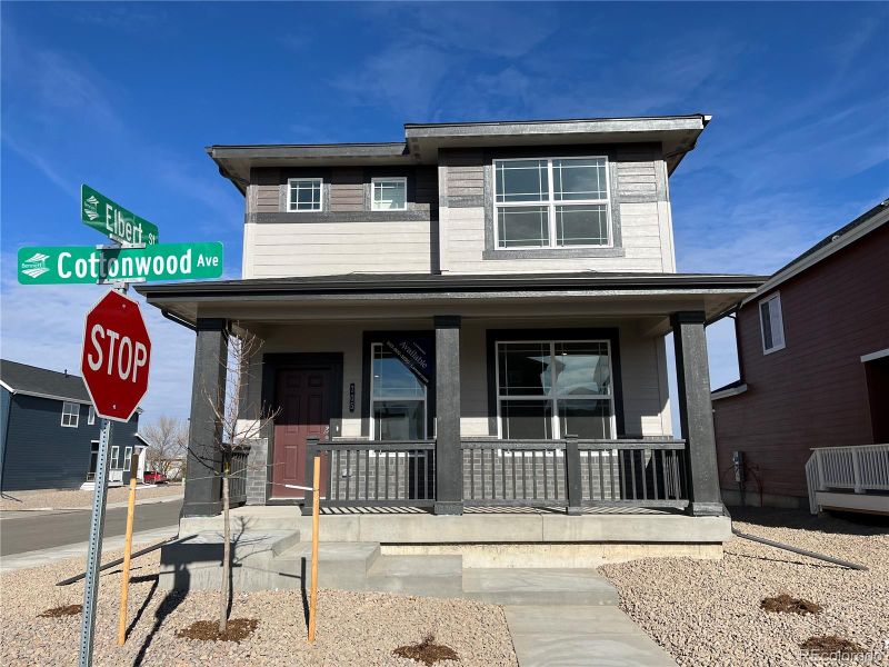 705 Cottonwood Ave, Bennett, CO 80102