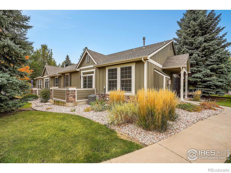 2226 Copper Creek Dr, Fort Collins, CO 80528