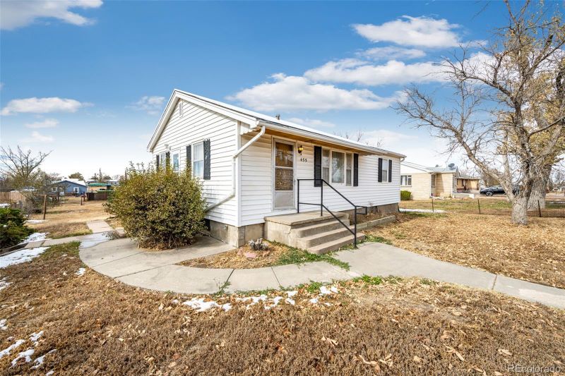 455 3rd St, Bennett, CO 80102