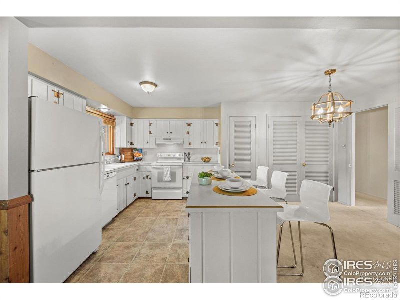 13780 Crabapple Rd, Golden, CO 80401