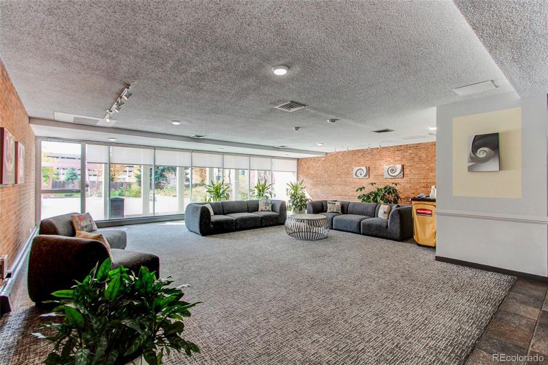 955 Eudora #803E, Denver, CO 80220