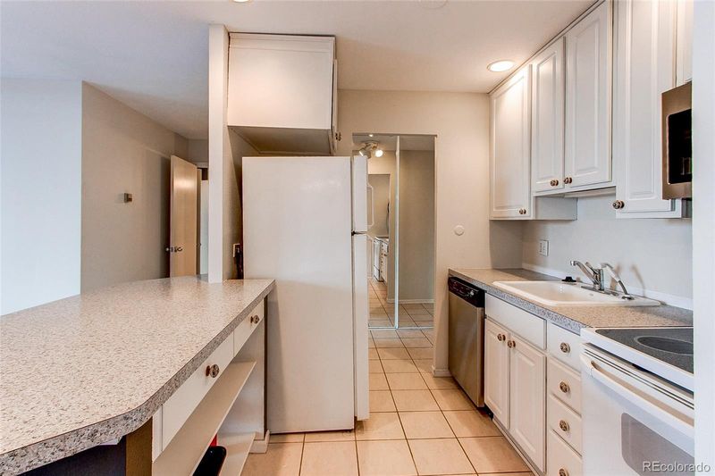 955 Eudora #803E, Denver, CO 80220