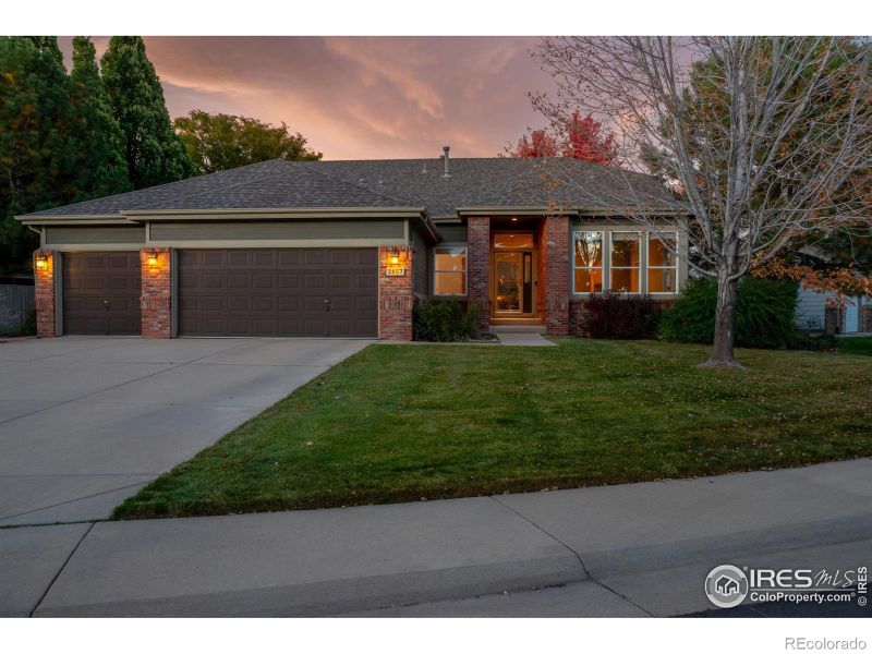 2857 Blue Jay Way, Lafayette, CO 80026