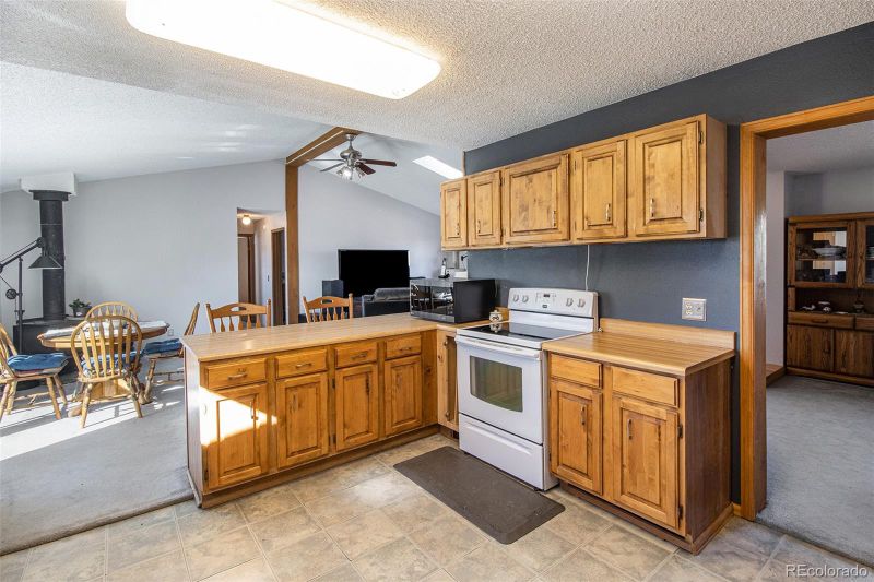 8076 High Plains Cir, Elizabeth, CO 80107