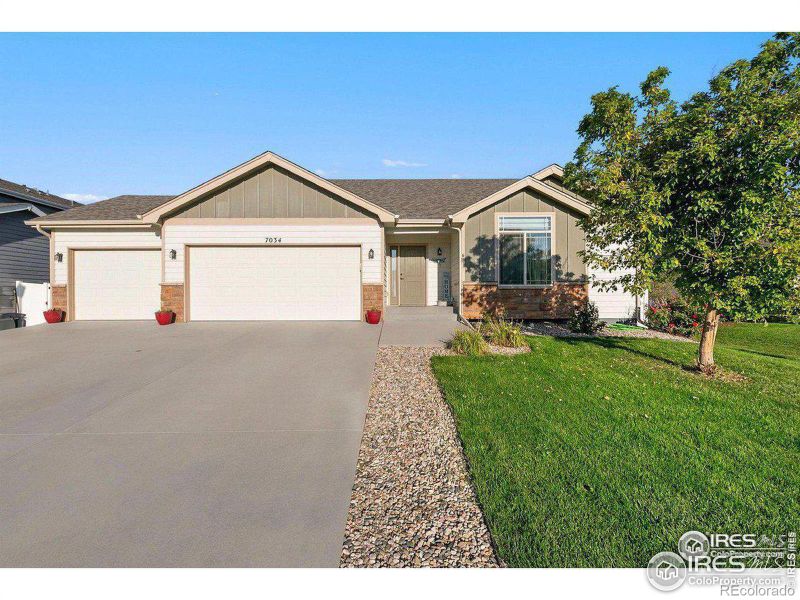 7034 Meade St, Wellington, CO 80549