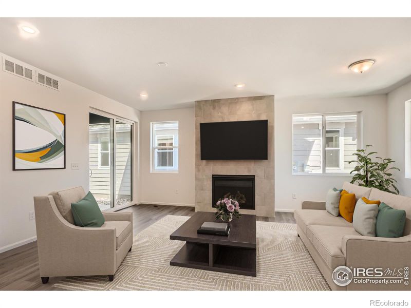 6057 Windy Willow Dr, Fort Collins, CO 80528