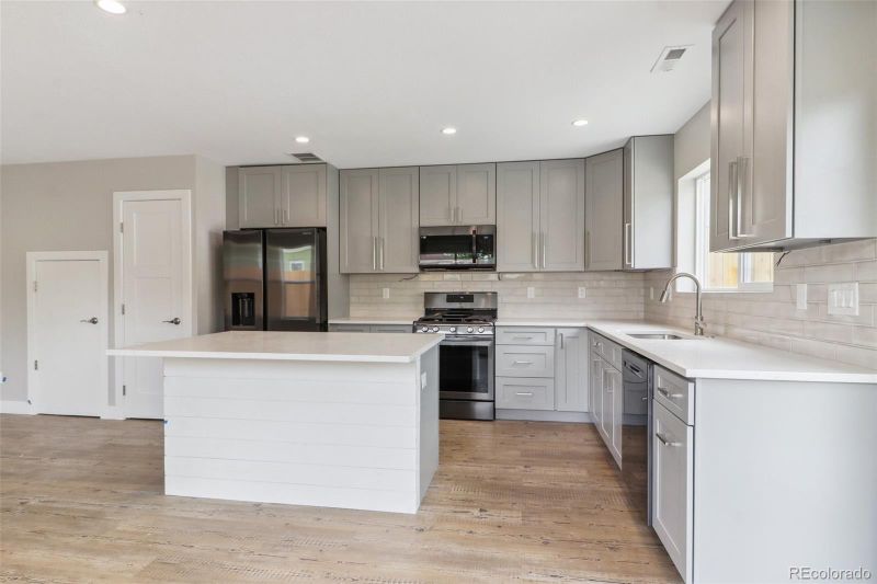 2132 S Galapago St, Denver, CO 80223