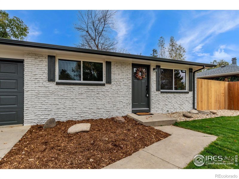 1708 Centennial Dr, Longmont, CO 80501