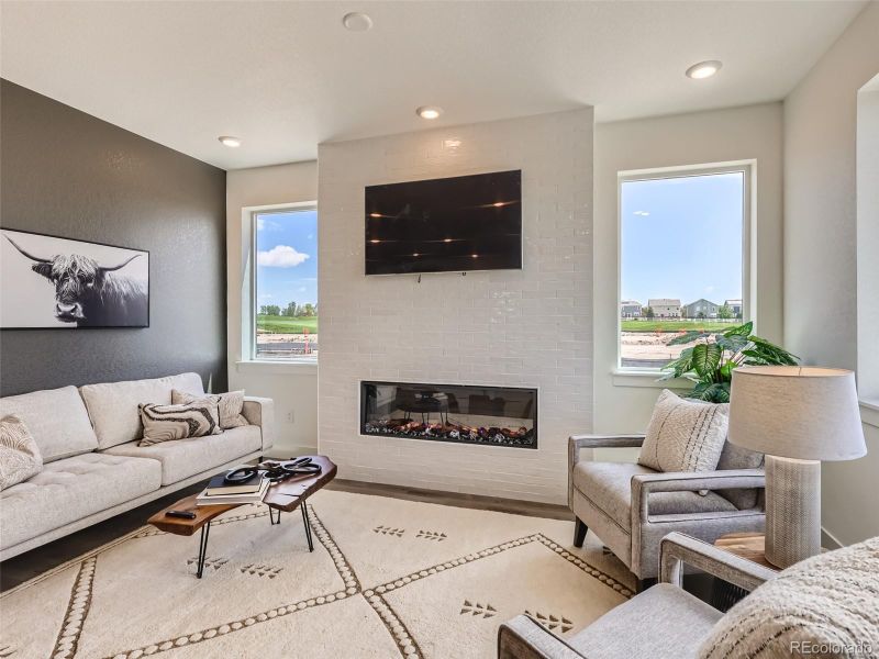 1225-1227 S Algonquian St, Aurora, CO 80018