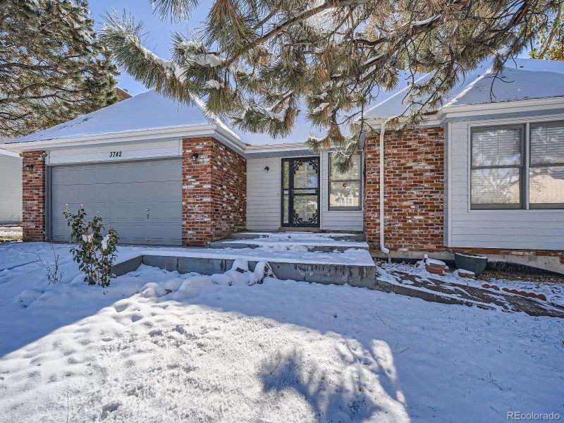 3742 W 99th Ave, Westminster, CO 80031