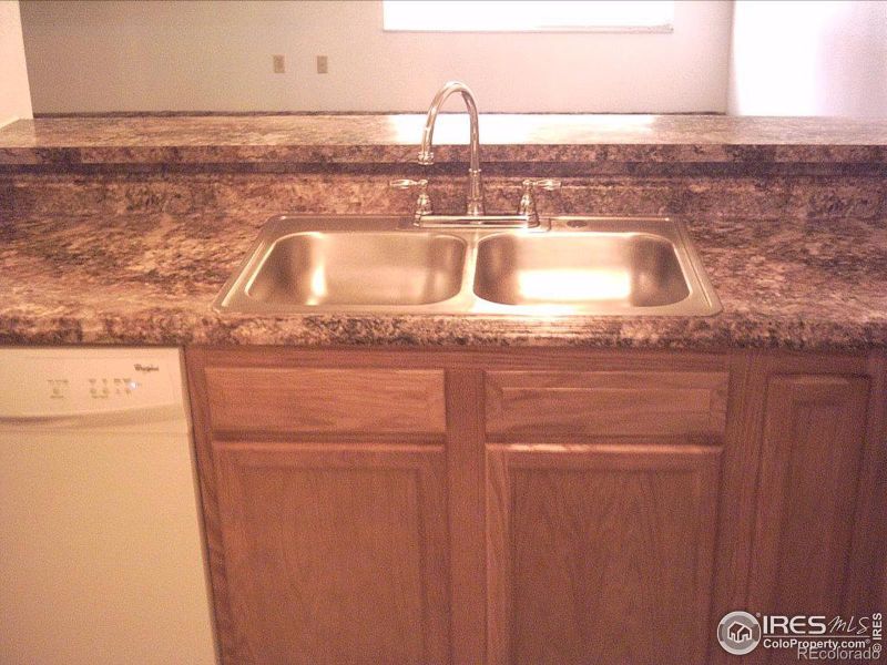 1705 Heatheridge Rd #J204, Fort Collins, CO 80526