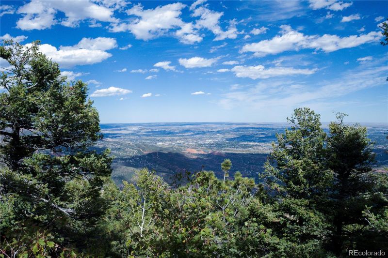 515 Old Mans Camp Trl, Manitou Springs, CO 80829