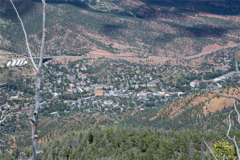 515 Old Mans Camp Trl, Manitou Springs, CO 80829