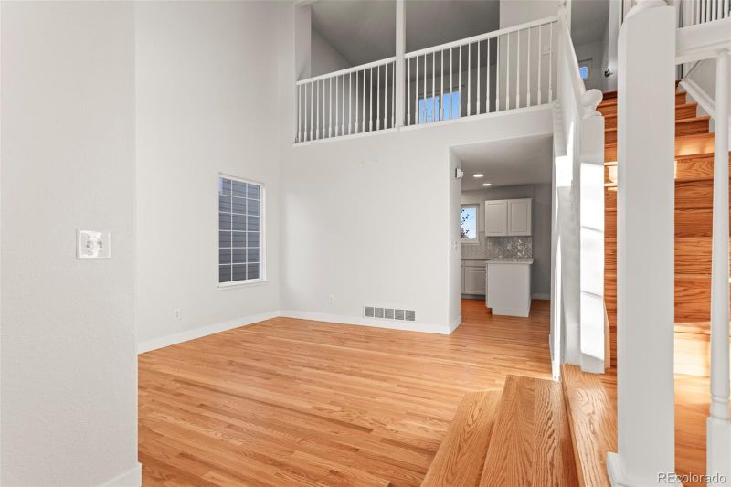 5677 S Quatar Ct, Centennial, CO 80015